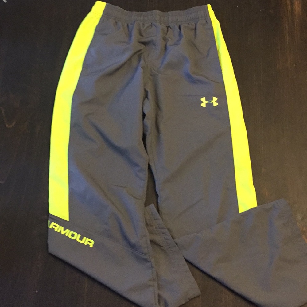 Boys Medium Under Armour Track Pants